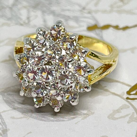 Vintage Ring Size 6 Cubic Zirconia Cluster Ring 14K Gold Plate Mid-Century 14G - Picture 11 of 11